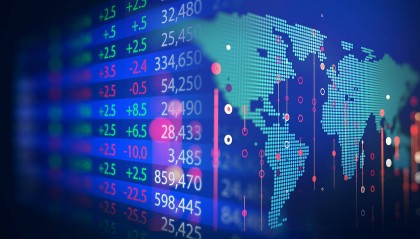 交易热度助推证券App月活冲至年内峰值，TOP50仅4家环比下滑，AI投顾密集落子