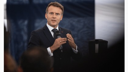 突发！马克龙宣布：法国海军在大西洋拦截一艘从俄罗斯驶出的油轮！泽连斯基发了600多封信向美求援，美国国会和白宫都没回应