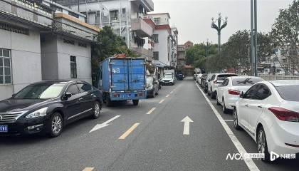 东莞出台村社区停车意见：强化收费区域外围道路的违停执法