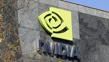 中企集体暂停采购英伟达芯片，直击美国痛点，贝森特直呼“糟糕至极”