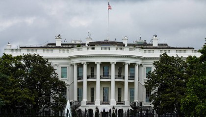 特朗普签署行政命令 正式实施美日贸易协议