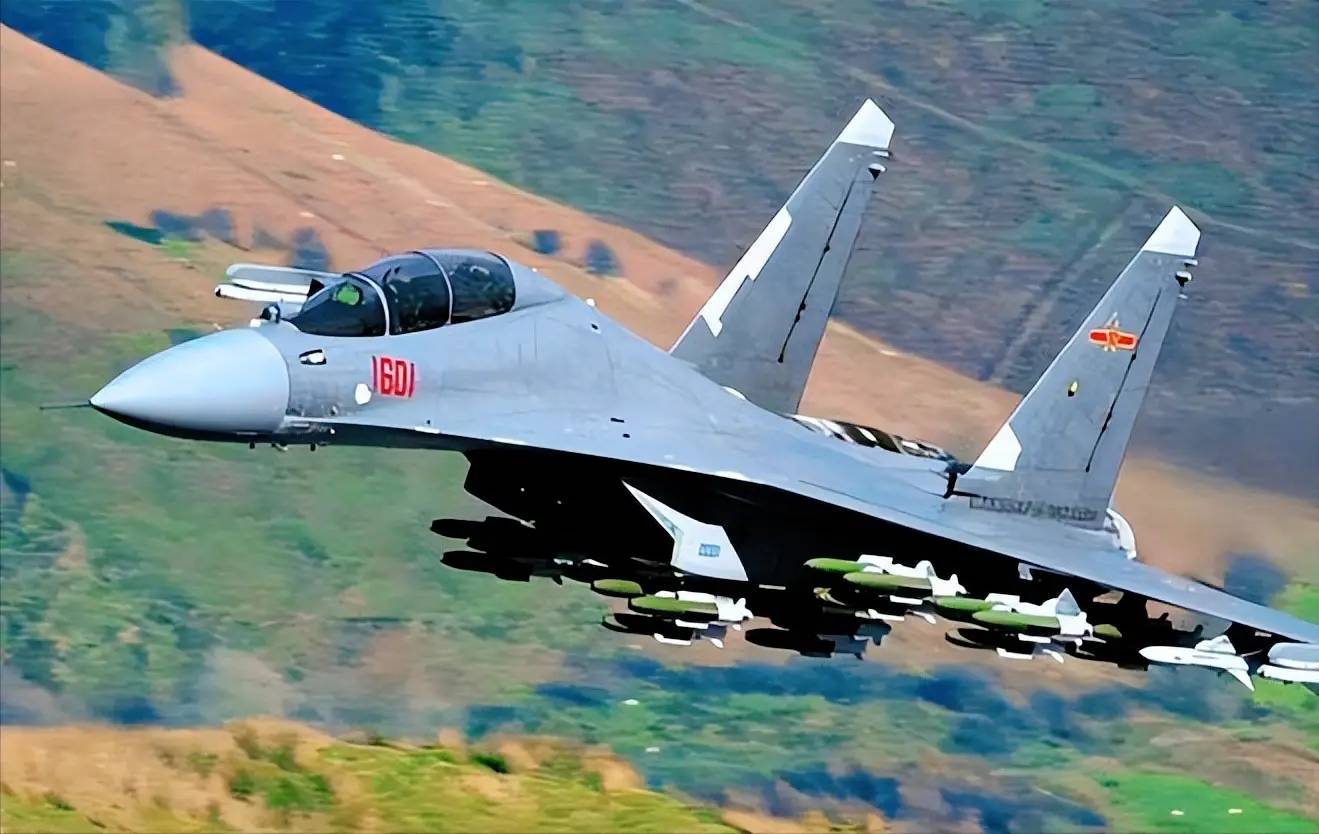 中美俄战机数量差距断崖：美国13423架，俄罗斯4063架，中国多少