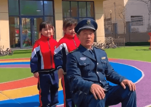 火遍全网！他叫徐瑞礼！