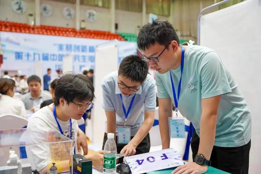 中南大学00后博士研究生成立公司3个月，获多家央企青睐！