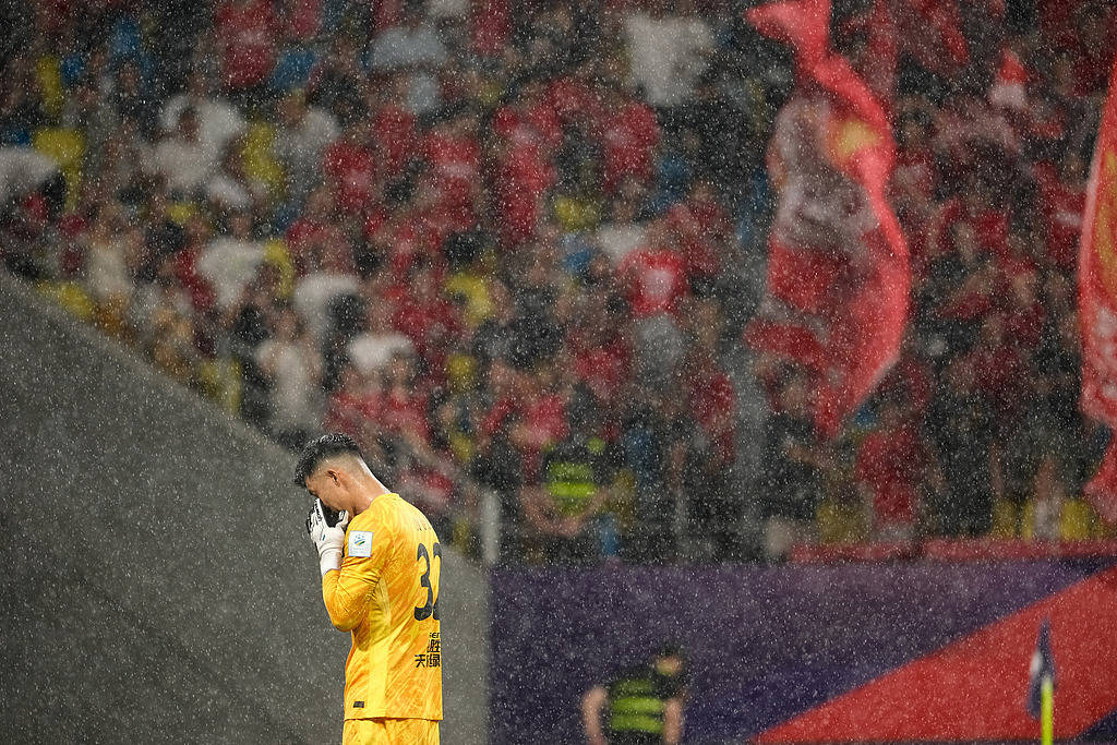 成都警方通报足协杯半决赛后3人泄愤违法行为 被行政拘留