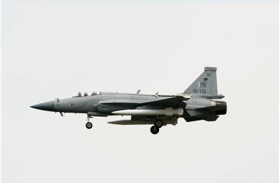 印媒：五七大战中，巴铁海军054A舰没敢出港，印航母取得重大胜利