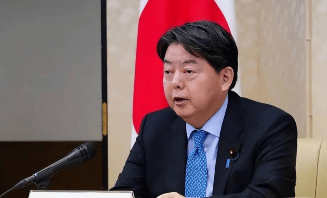 被中方制裁后，汉奸石平太郎火速回应，态度及其嚣张：这是光荣和勋章