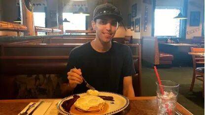 震动美国的刺杀案凶手，被慈父大义灭亲了！